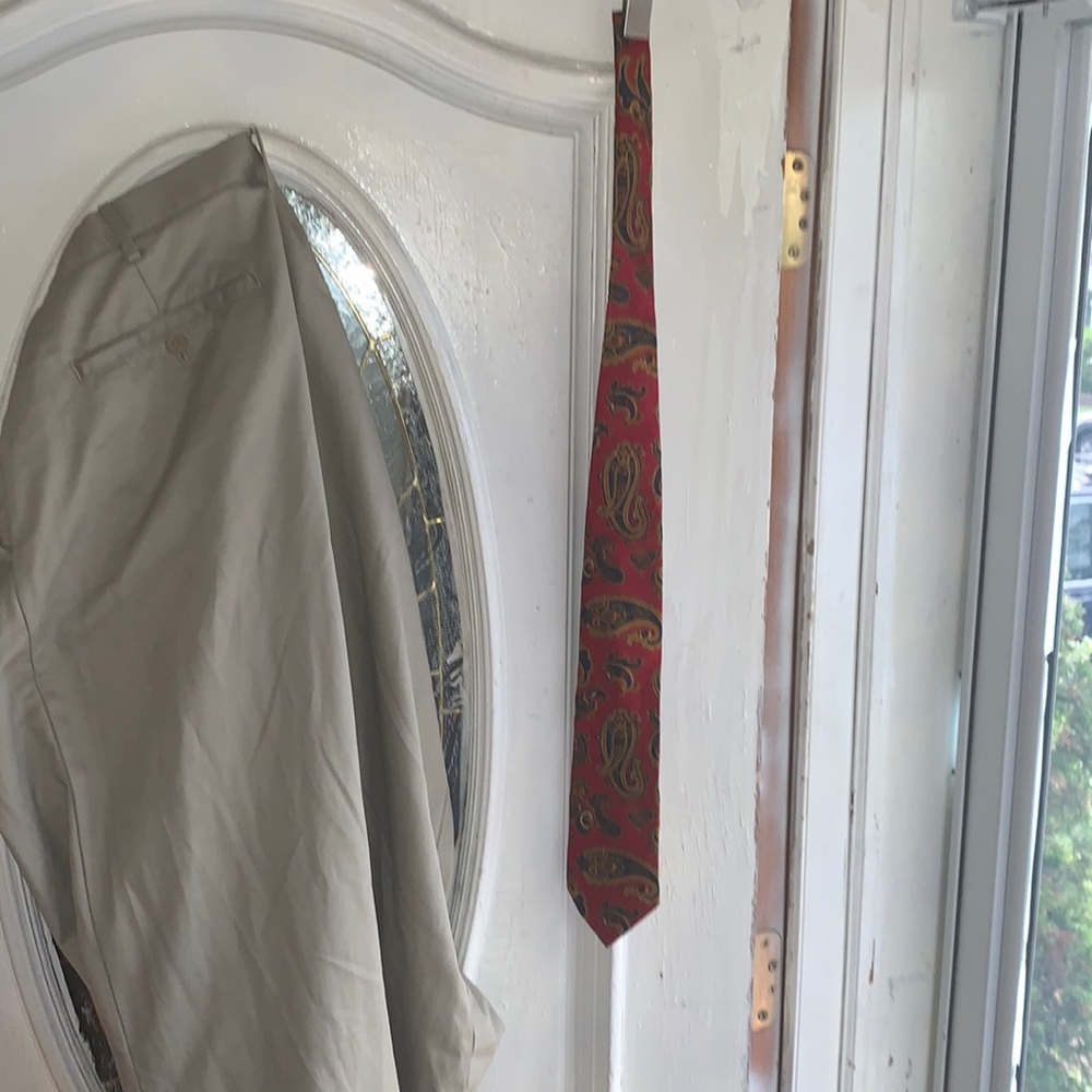 LONDON BURBERRY EXCLUSIVE TIE PREOWNED